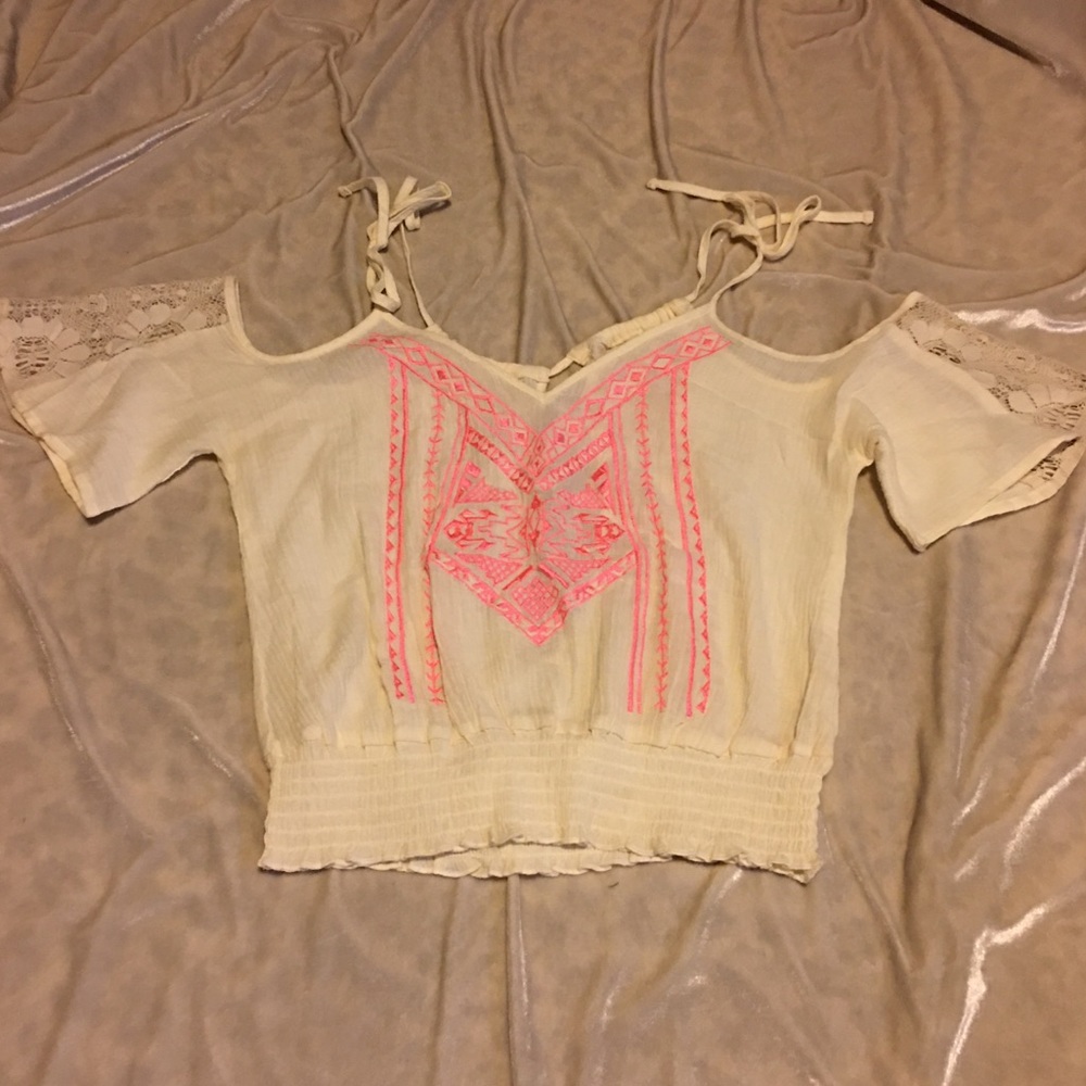 Hollister Aztec Crop Top (S)